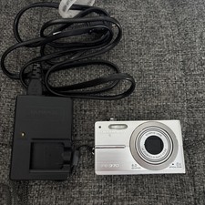 Olympus FE-370 8.0MP Digital Camera 5x Zoom 8...