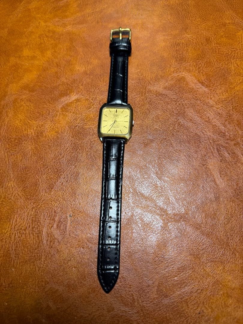 A139 Rare, working SEIKO DOLCE Rectangular 1990s … - image 5