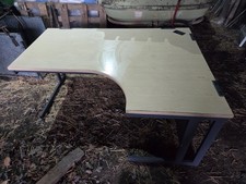 Curved/L Shaped Office Desk - steel frame