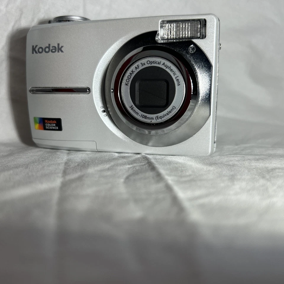Kodak EasyShare C613 6.2MP Digital Camera Point & Shoot PARTS ONLY - NOT WORK - Image 3 of 4