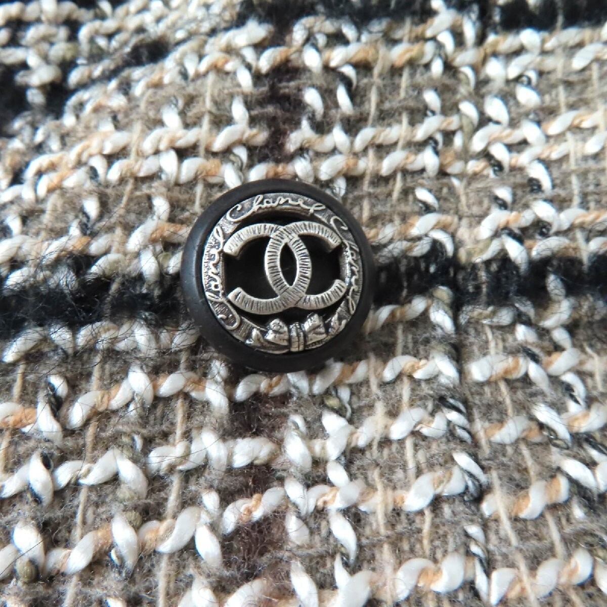 CHANEL 05A P26855 Coco Mark Button Check Tweed Double-Breasted