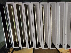 NES NINTENDO ENTERTAINMENT SYSTEM GAMES METAL GEAR DUCK HUNT GAUNTLET JORDAN