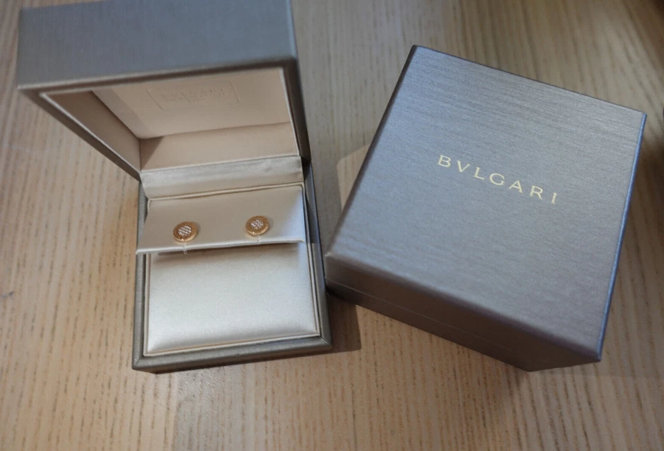 Pendientes Bvlgari oro rosa 18kt pavé diamantes Foto 2 de 3