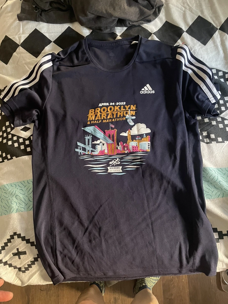 ADIDAS BROOKLYN MARATHON half 2022 T Shirt NYC RUNS size M Navy