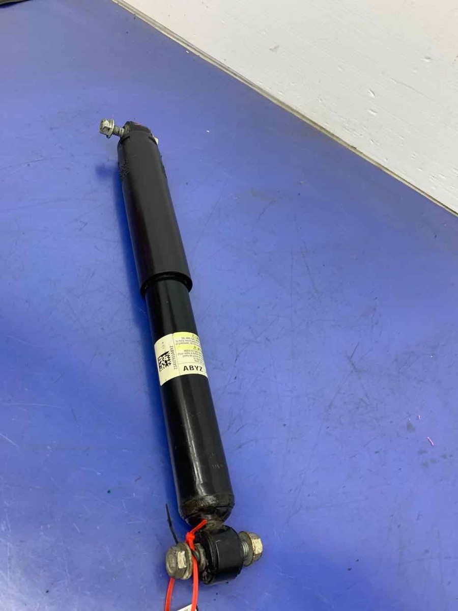 2015-2020 CHEVY TAHOE OEM REAR RIGHT SIDE SHOCK ABSORBER STRUT  
