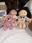 Lot Of 3 Cabbage Patch Dolls 1 giggles