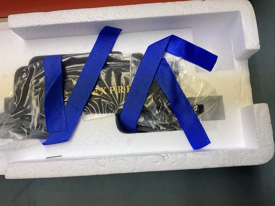 LIONEL 6-28649 Polar Express 2-8-4 Berkshire Steam Locomotive #1225 & Tender ￼ - Image 3 of 4