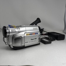 JVC GR-SXM250U Compact VHS-C Camcorder Super VHS 600x Digital Zoom TESTED