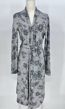 Latched Mama Maternity Robe Gray Floral Print Pockets Nursing Stretchy Size XS/S