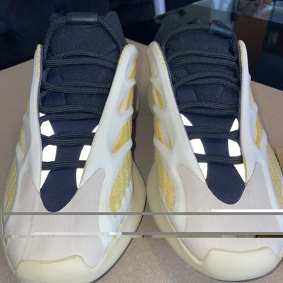 Size 7.5 Adidas Yeezy 700 V3 Safflower