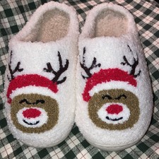 NIP Super Cute Plush Reindeer Slippers Womens 5.5-6.5 Christmas Coziness