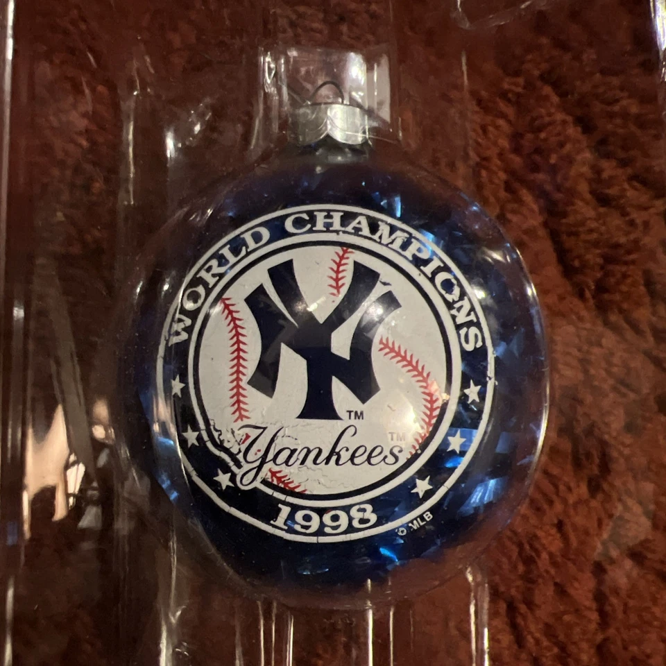Vintage World Champions New York Yankees 1998 Christmas Ornament Holidays VTG NY - Image 3 of 4