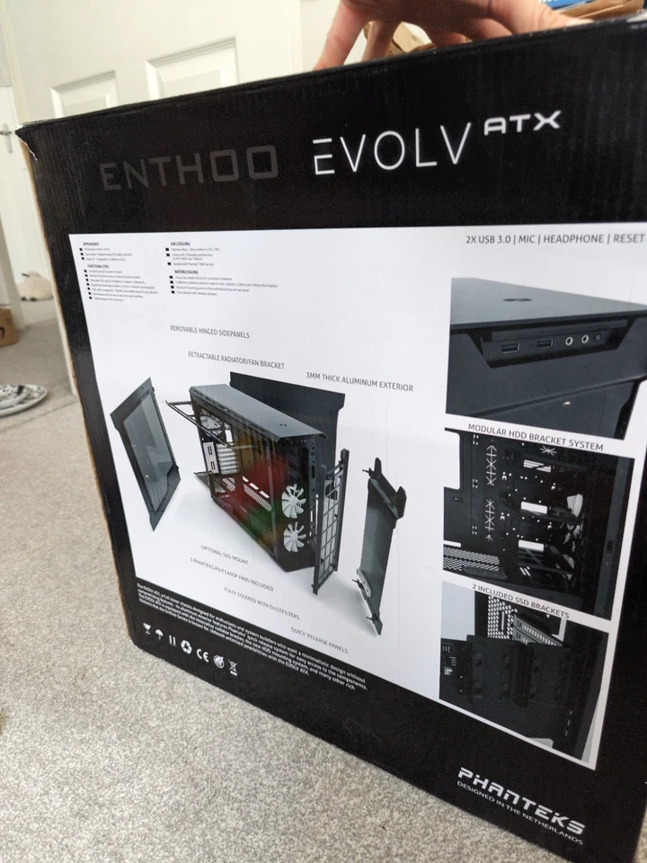 Phanteks Enthoo Evolv ATX Glass Mid Tower Case - Satin Black - Image 3 of 4