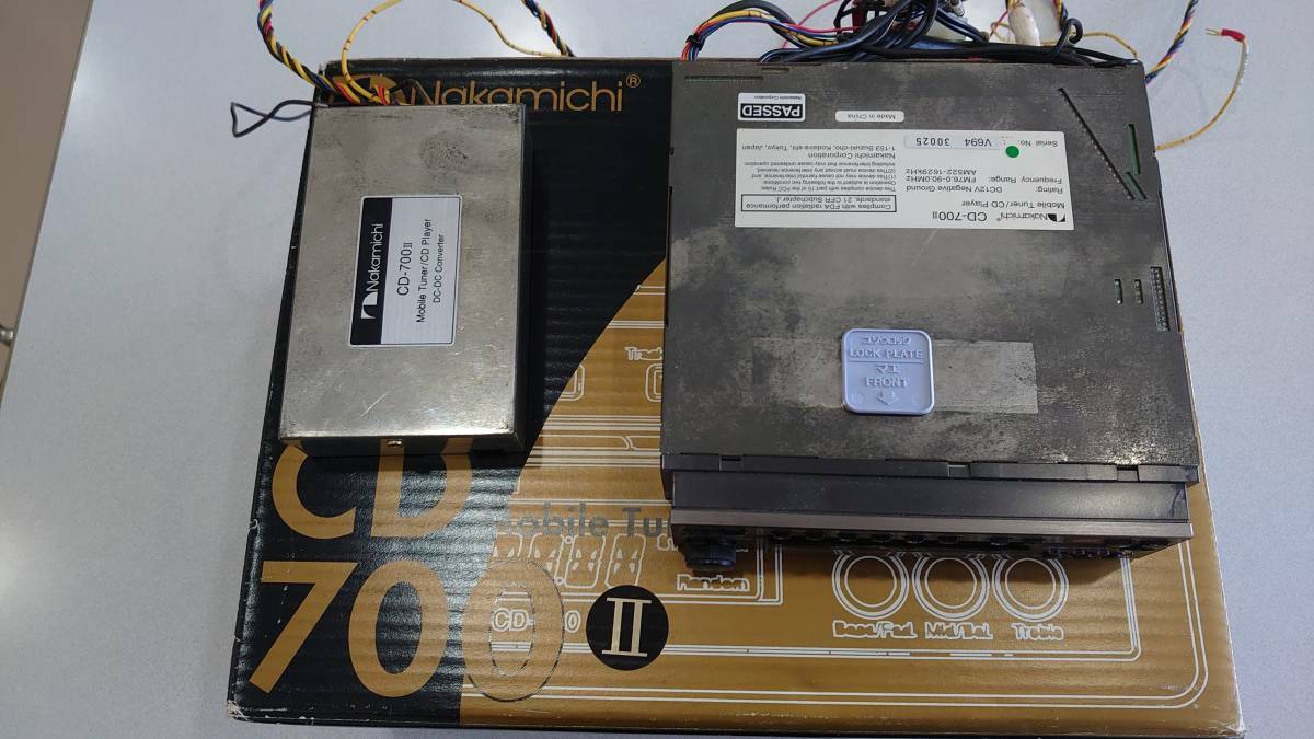 Vintage Nakamichi CD-700 2 Car Audio CD Player With Separate Vintage Nakamichi CD-700 2 Car Audio CD Player With Separate