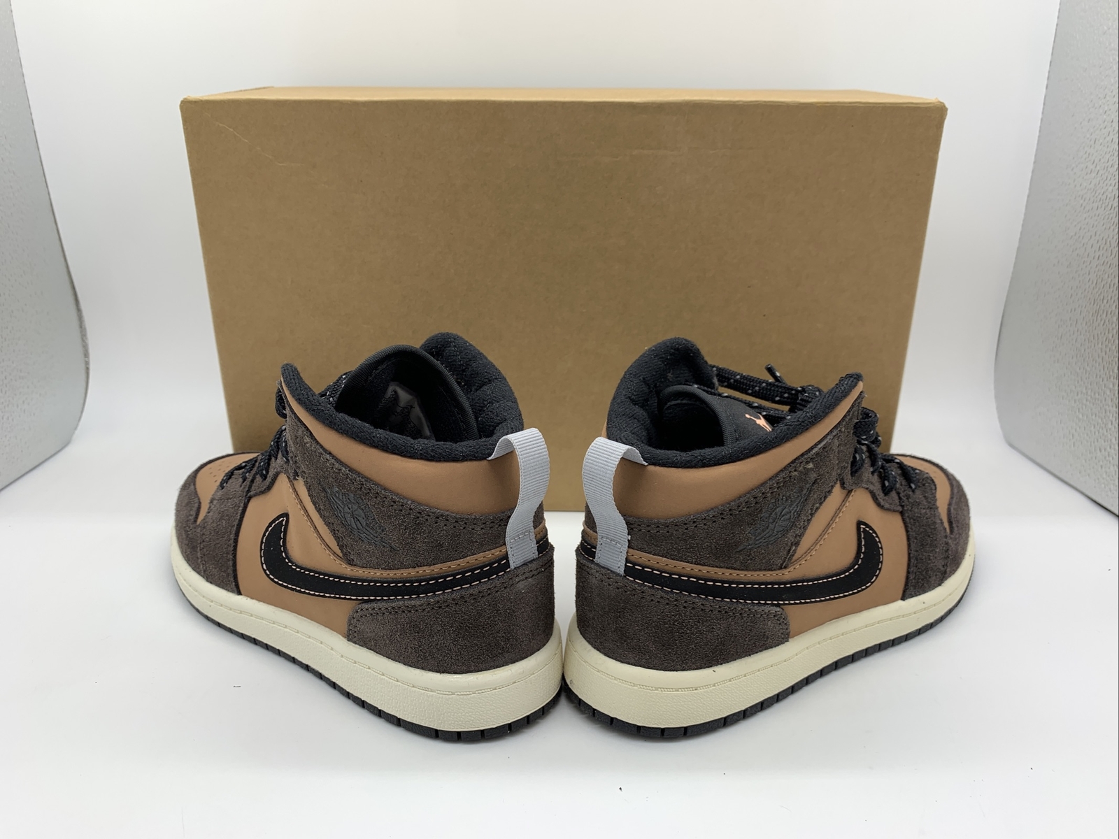 Nike Air Jordan 1 Mid SE PS Dark Mocha Chocolate Crimson Bliss Sz 2Y