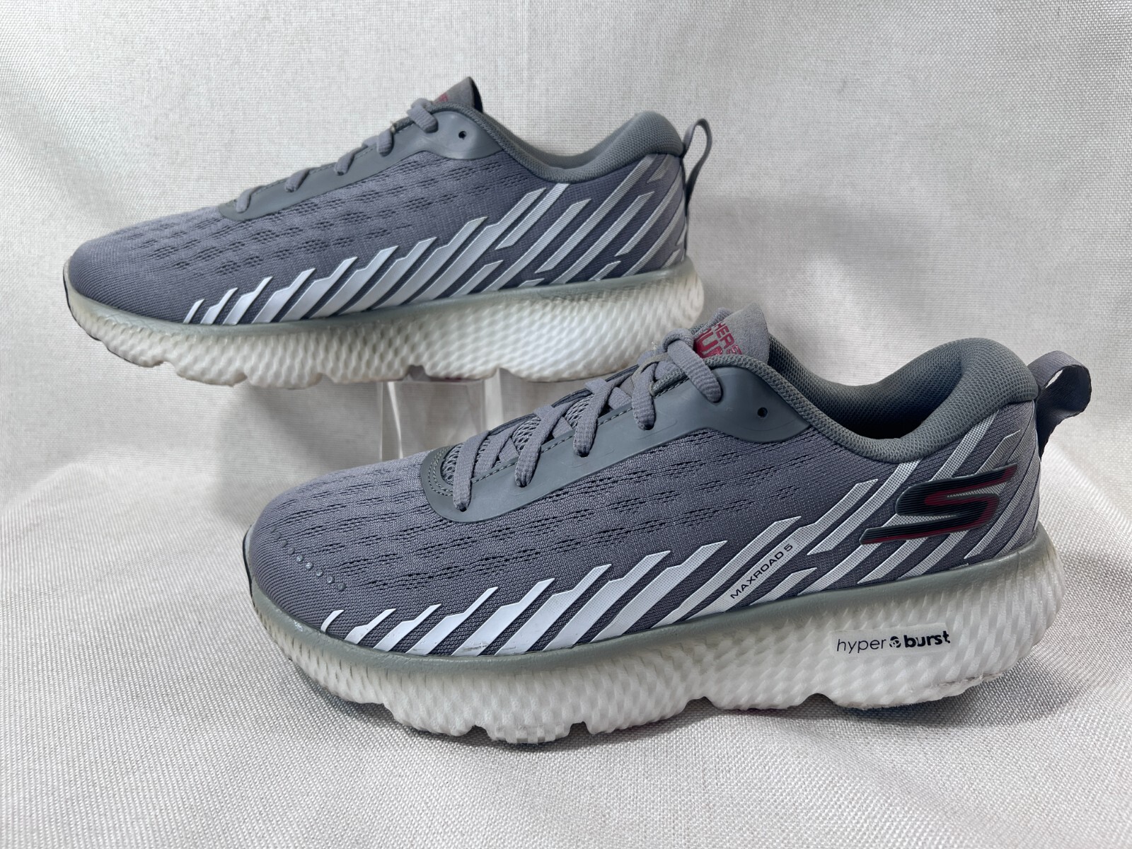 Men Skechers GOrun MaxRoad Hyper Burst Running Sneaker