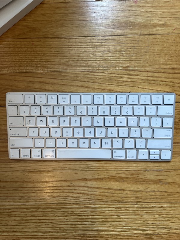 GENUINE Apple Magic Keyboard with Defects