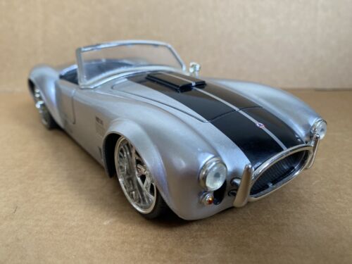 Jada Toys 1965 Shelby Cobra 427 S/C, 1:24 Scale, Silver, Spares Or Repairs. - Picture 13 of 16