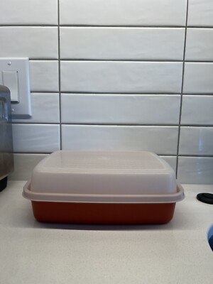 Vintage Tupperware 1294-7  Meat Keeper Marinade Container w/ Lid Paprika Red