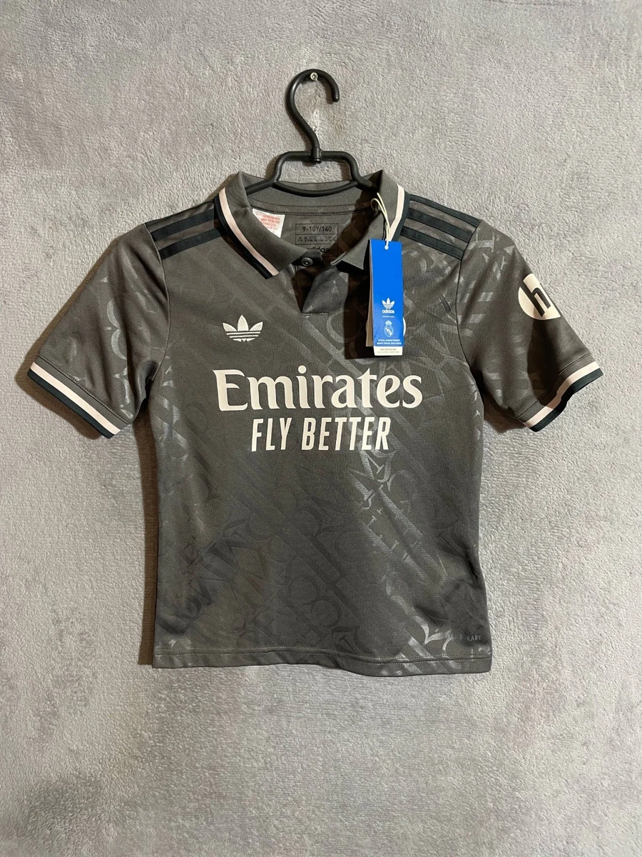 Las mejores ofertas en Real Madrid Club Internacional Gris