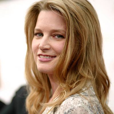 Bridget Fonda at The 31st AFI Life Achievement Award Presented to- 2003 Photo