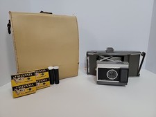 Vintage 1960's Polaroid J66 Land Camera W/Accessories W/Original Leather Case.