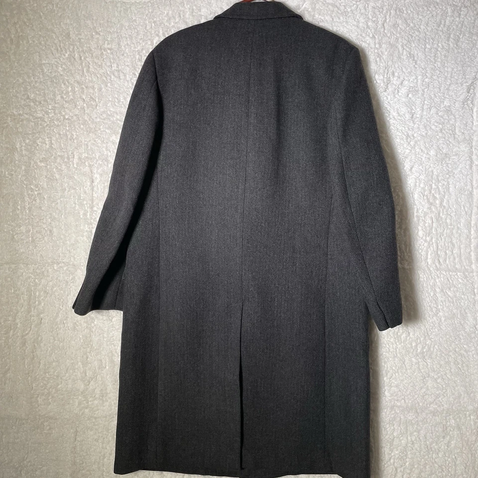 Jos. A. Bank Men’s Medium Wool Overcoat Grey Herringbone Dress Coat Classic Warm - Image 2 of 4