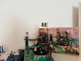 Lego Pirates 6273:Rock Island Refuge COMPLETE with BOX