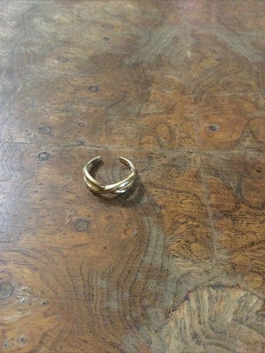 10k Yellow Gold Adjustable Toe Ring Size 3.5 Cross Knot