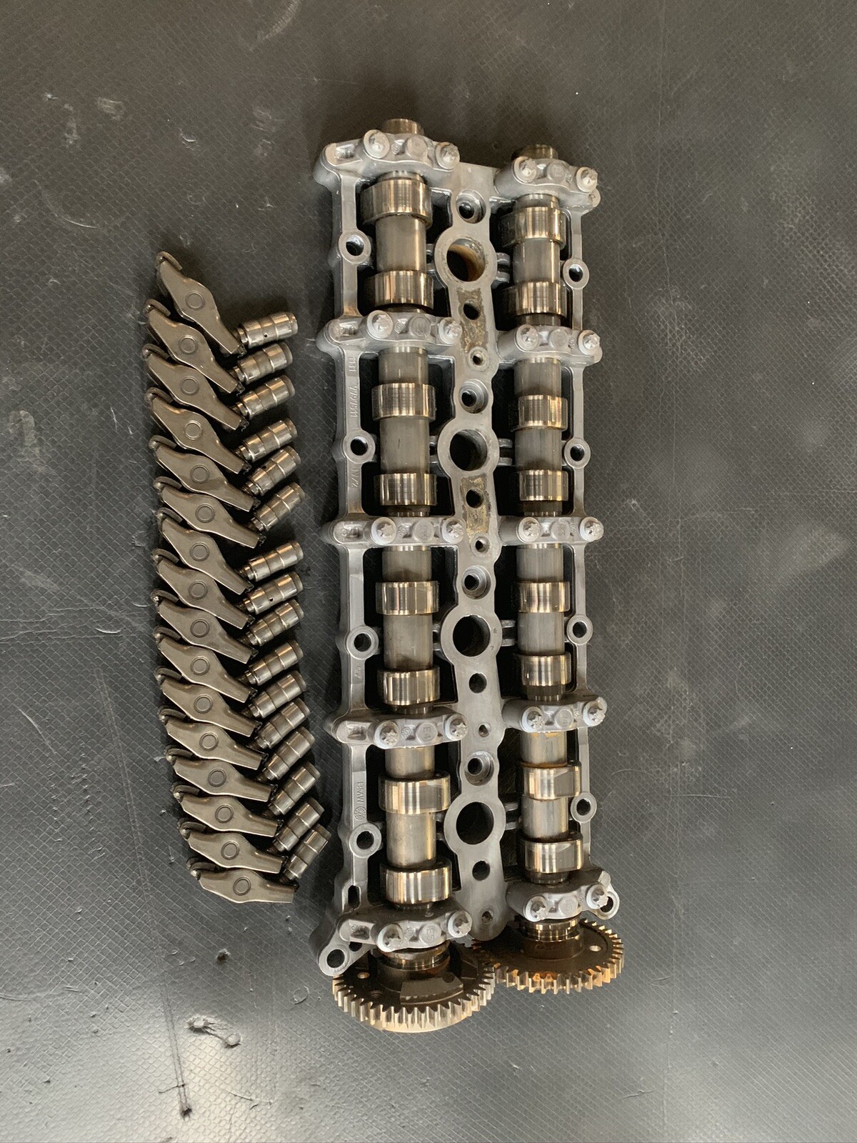 Bmw Mini N47 Engine Camshafts With Carrier Rockers Set 7797511 2007