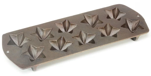 Vintage Lodge (10AS2) Cast Iron Star Shape Gem Pan
