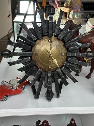 Brutalist 1970s Rustic Iron Vintage German Art Wall Sunburst Clock - Picture 2 of 14