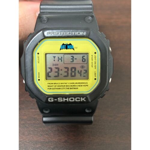CASIO G-Shock Limited Edition BATMAN Wristwatch Watch DW-5600VT Limited to 1000