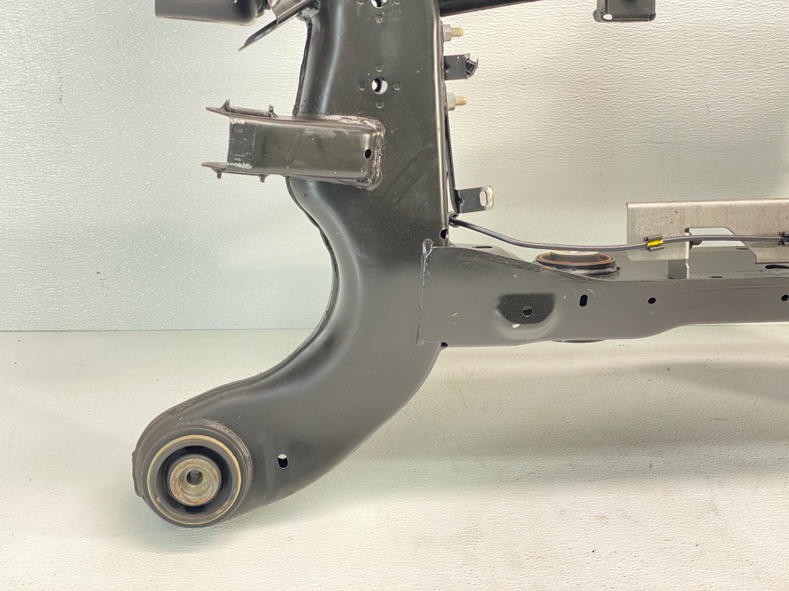 14-21 Maserati Quattro Ghibli Rear Chassis Subframe Crossmember Stabilizer OEM✅