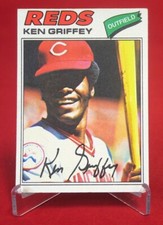Ken Griffey 1977 Baseball Card TOPPS #320 EX-MT
