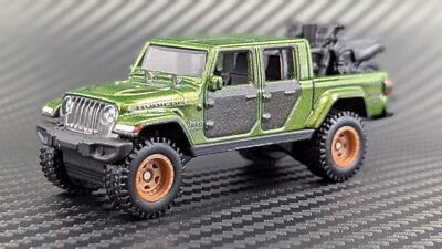 2019-2021 JEEP GLADIATOR JL RUBICON DIECAST MODEL PICKUP TRUCK 1:64 DIORAMA