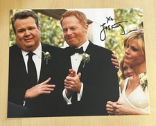 JESSE TYLER FERGUSON SIGNED 8x10 PHOTO ACTOR AUTOGRAPHED MODERN FAMILY COA