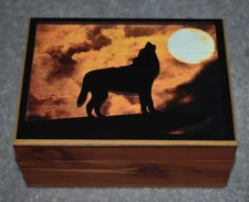 #4849 3D LASER CUT WOLF KEEPSAKE JEWELRY WOOD CEDAR PICTURE TOP BOX 4.5" X 6"