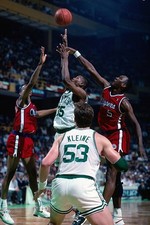 Reggie Lewis Boston Celtics shoots v Los Angeles Clippers played c- Old Photo