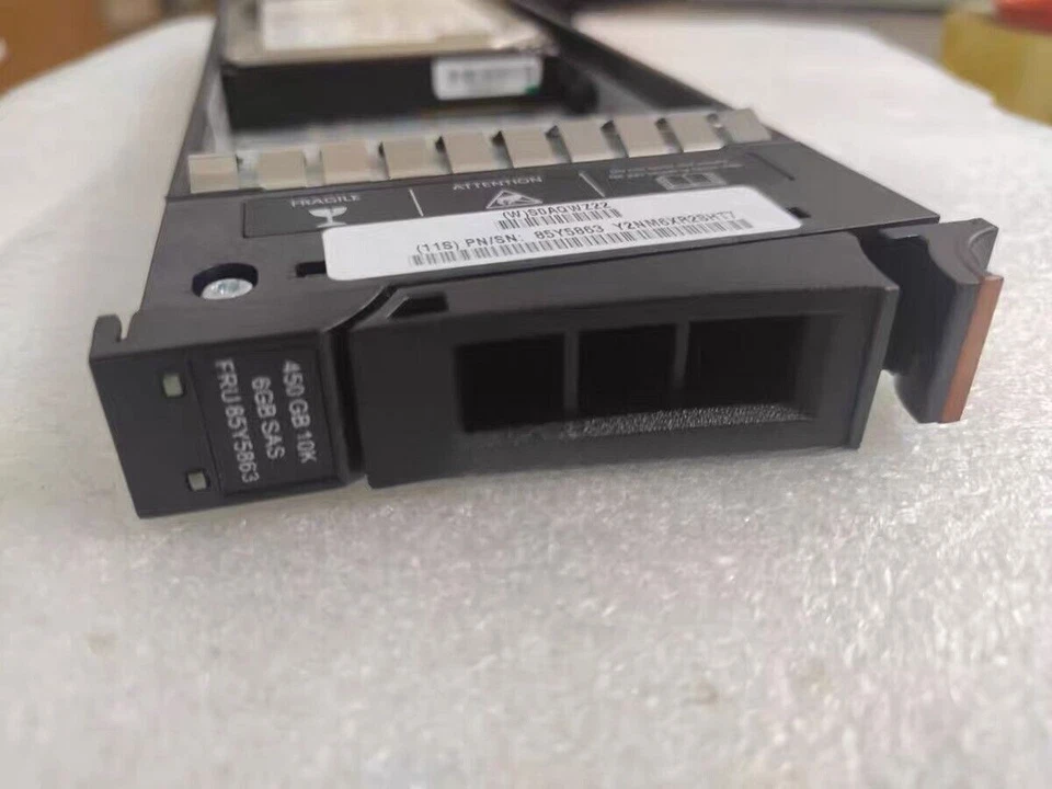 IBM 450GB 00L4520 3204 85Y5863 10K 2.5'' SAS 6Gb/s V7000 Storwize Hot Swap HDD - Image 2 of 2