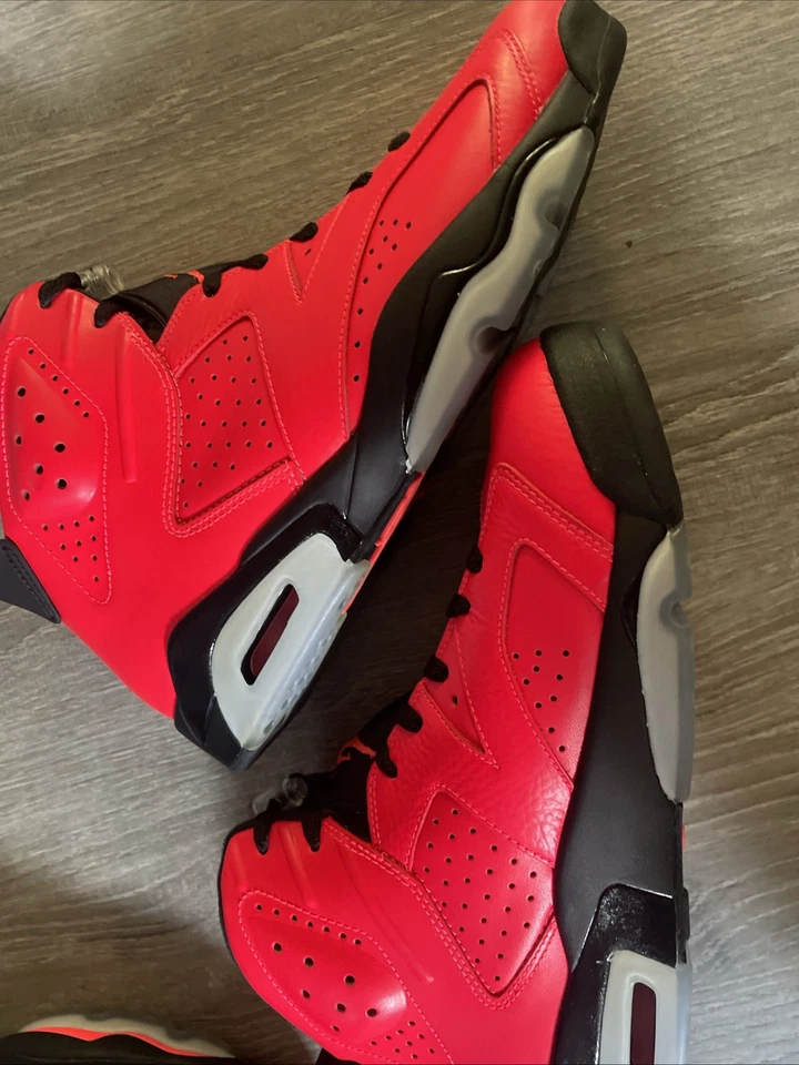 Talla 12 - Air Jordan 6 Retro Infrarrojo 23 Foto 2 de 4