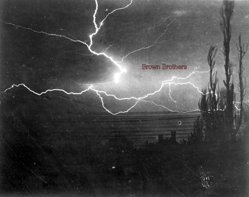 1900-1910s Horizontal Crawler Lightning From Cloud-to-Cloud Glass Photo Negative