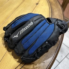 Mizuno RH Black and Blue 10.5  Baseball/ Softball Glove