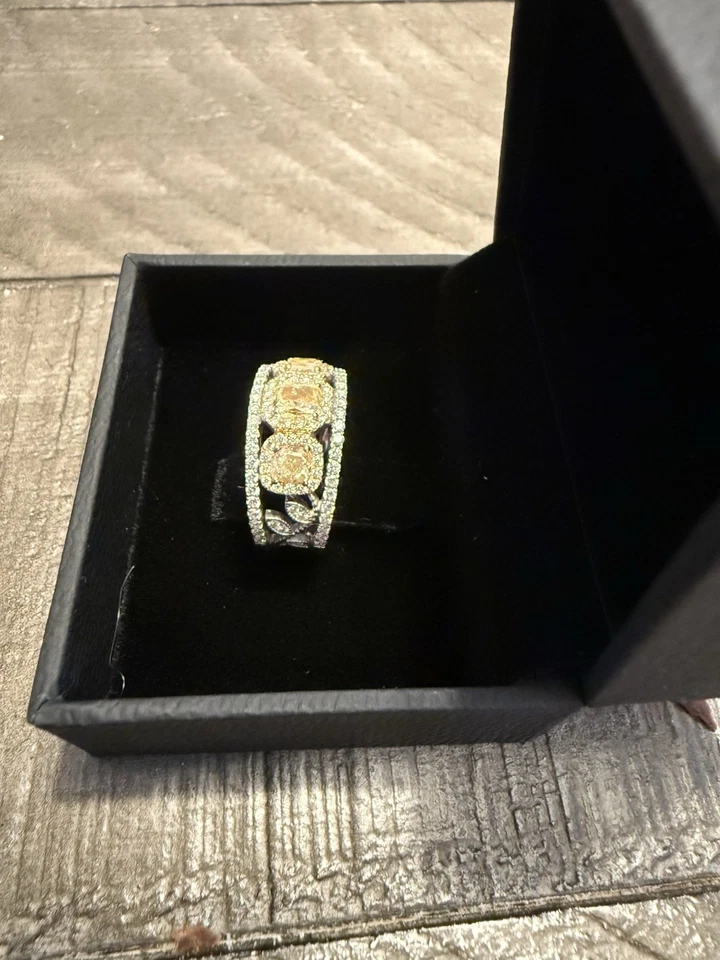 Effy 18k Two-Tone Gold Yellow Diamond Ring 1.49 Fancy Yellow Diamond VS1 Size 7 - Image 4 of 4