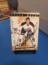 1994-95 Upper Deck Be a Player #11 Teemu Selanne Autographs