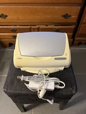 Fujitsu ScanSnap fi 5110eoxm desktop scanner, working great!