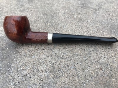 REAL BRIAR Made in  FRANCE ,Petite pipe. Small Round Walnut Bowl Appears Unused