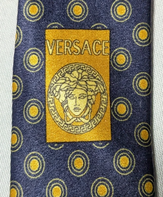 Gravata masculina VERSACE MEDUSA ouro azul geo 100% seda feita na Itália vintage Y2K - Imagem 4 de 4