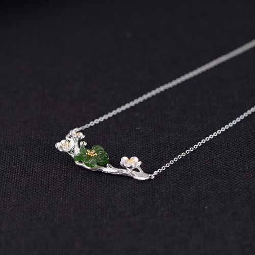 I05 Collier Blütenzweig aus Sterling Silber 925 mit Blüte aus grünem Jaspis - Bild 2 von 7