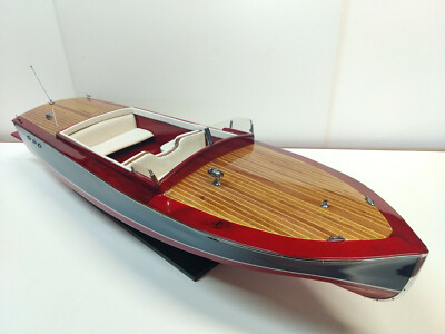 Maquette Bateau RIVA AQUARAMA 87 cm entièrement bois et